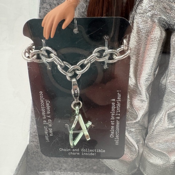 Bratz Charmz Yasmin Doll Silver Jumpsuit New In Box MGA Fashion Doll Gift - Picture 9 of 10